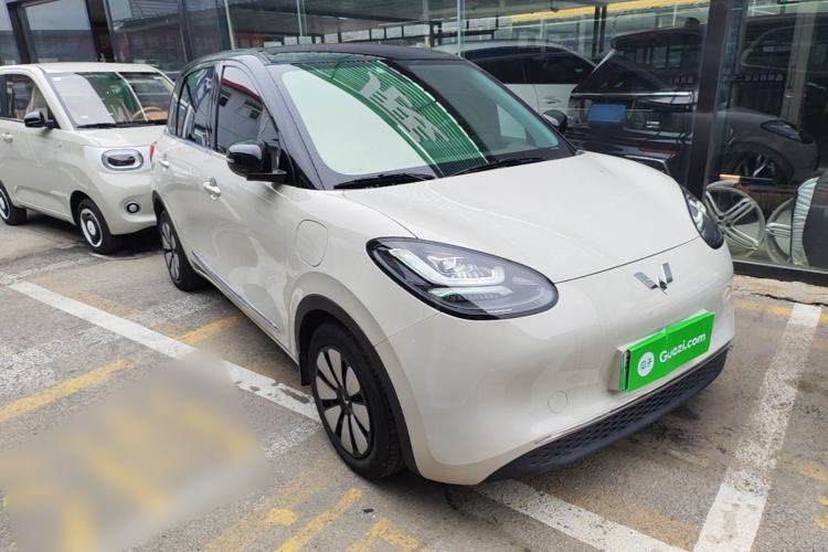 Used Wuling Bingo 2023 333km Enjoy+ Version Front Right 45 Deg