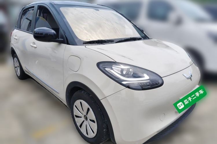Used Wuling Bingo 2023 333 km Fast-Share Version Front Right 45 Deg