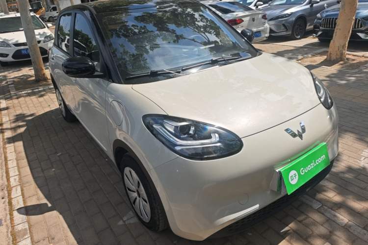 Used Wuling Bingo 2023 203km Light Edition Front Right 45 Deg