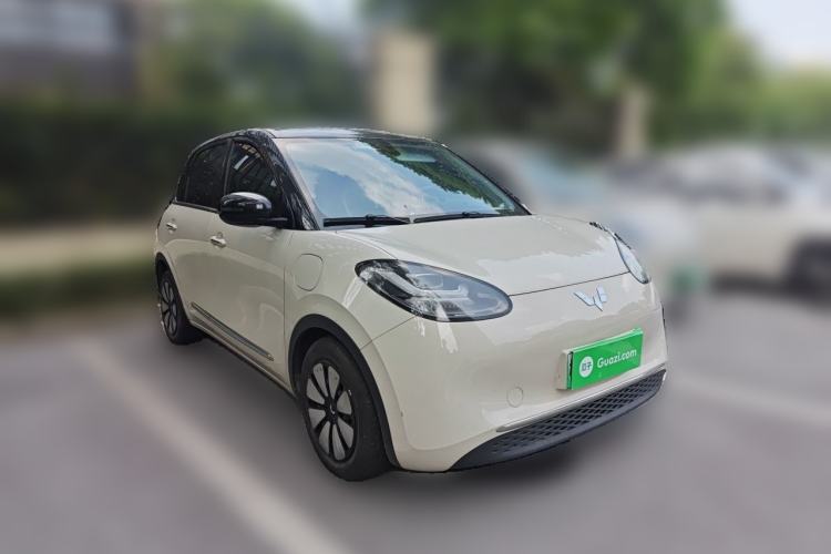 Used Wuling Bingo 2023 333 km Lingxi Connected Version Front Right 45 Deg