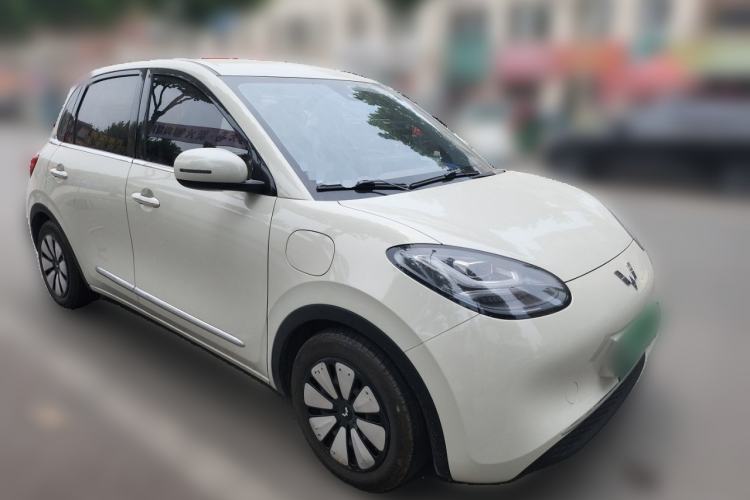Used Wuling Bingo 2023 203km Comfort Edition Front Right 45 Deg