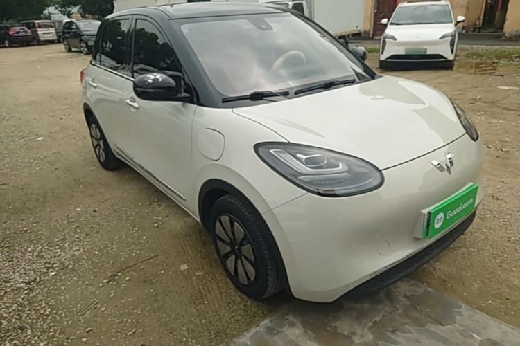 Used Wuling Bingo 2023 333 km Enjoyment Version Front Right 45 Deg
