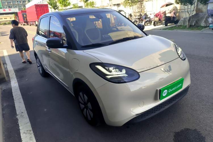 Used Wuling Bingo 2023 333 km Lingxi Connected+ Version Front Right 45 Deg