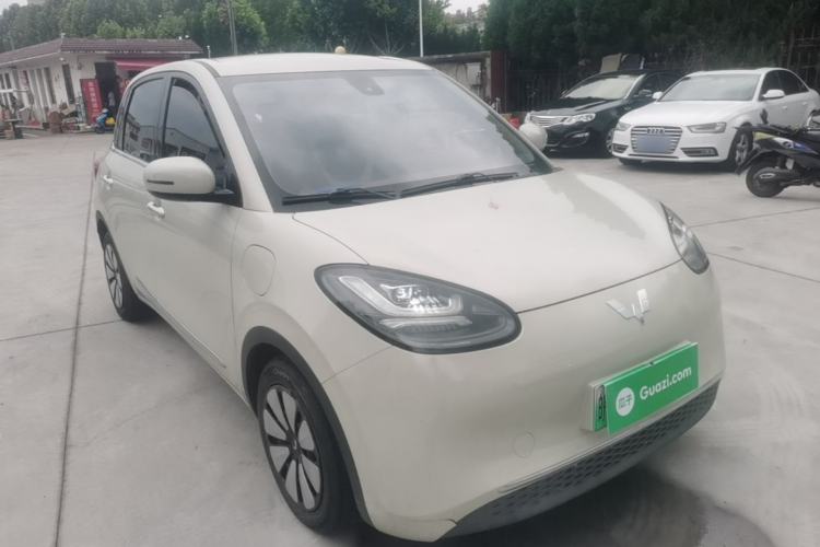 Used Wuling Bingo 2023 333 km Lingxi Connected+ Version Front Right 45 Deg