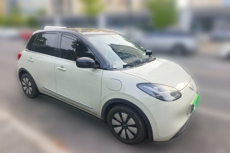 Used Wuling Bingo 2023 333 km Lingxi Connected Version Front Right 45 Deg