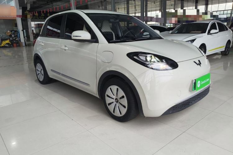 Used Wuling Bingo 2023 203km Light Edition Front Right 45 Deg
