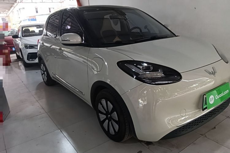 Used Wuling Bingo 2023 333 km Enjoyment Version Front Right 45 Deg
