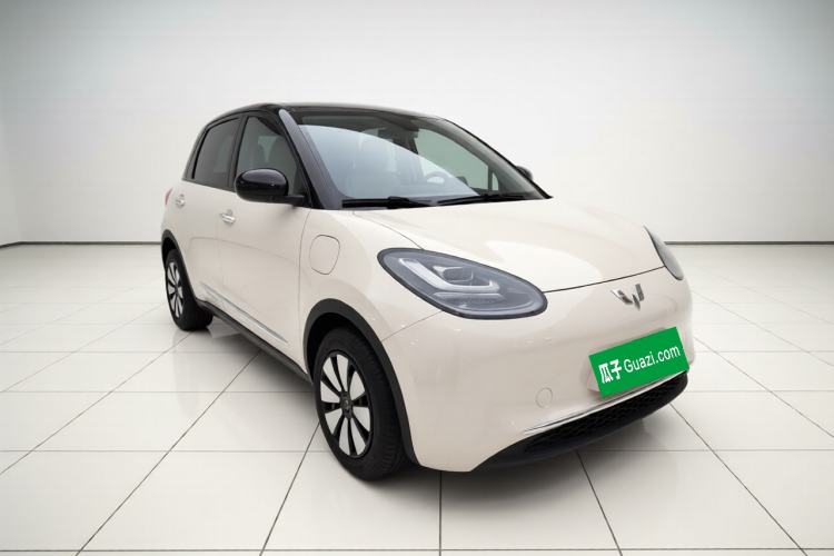 Used Wuling Bingo 2023 410 km Lingxi Deluxe Edition Front Right 45 Deg