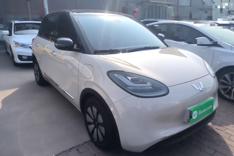 Used Wuling Bingo 2023 410 km Lingxi Deluxe Edition Front Right 45 Deg