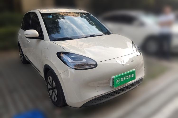 Used Wuling Bingo 2023 333km Enjoy+ Version Front Right 45 Deg