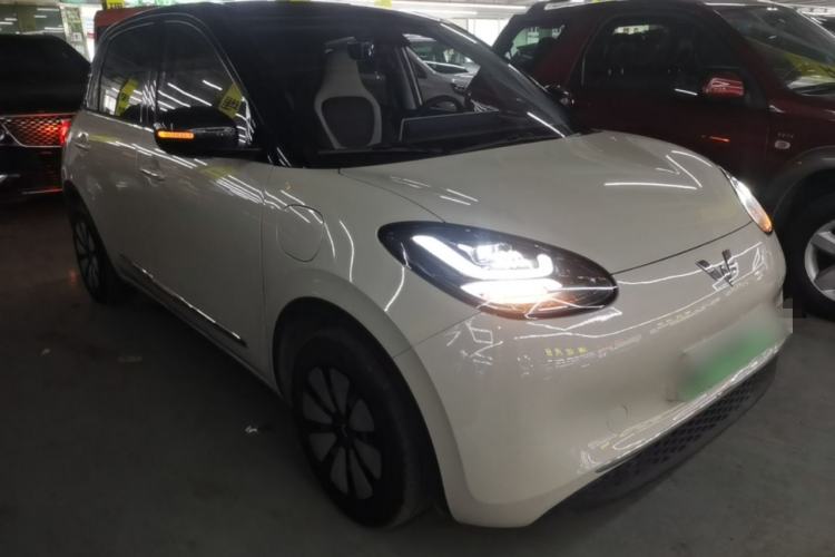 Used Wuling Bingo 2023 333 km Enjoyment Version Front Right 45 Deg