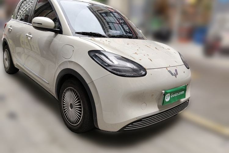Used Wuling Bingo 2023 333 km Enjoyment Version Front Right 45 Deg