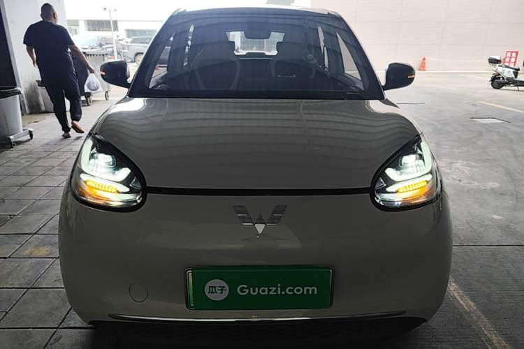 Used Wuling Bingo 2023 410 km Lingxi Deluxe Edition Front