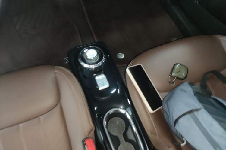 Used Wuling Bingo 2023 333 km Enjoyment Version Gear Lever