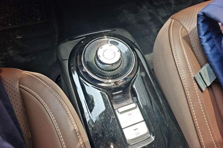 Used Wuling Bingo 2023 410 km Lingxi Deluxe Edition Gear Lever