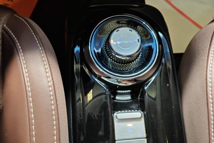 Used Wuling Bingo 2023 410 km Lingxi Deluxe Edition Gear Lever