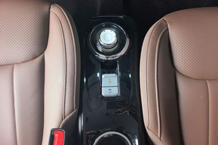 Used Wuling Bingo 2023 333 km Lingxi Connected+ Version Gear Lever