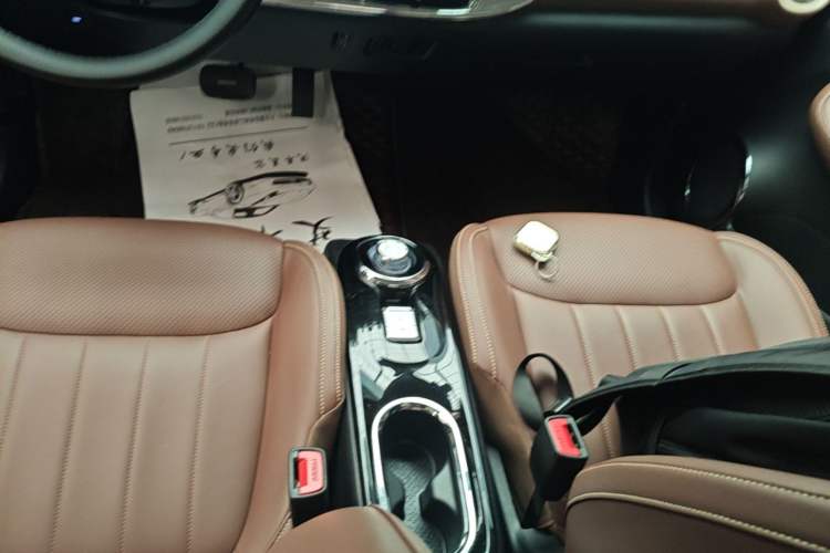 Used Wuling Bingo 2023 333 km Lingxi Connected+ Version Gear Lever