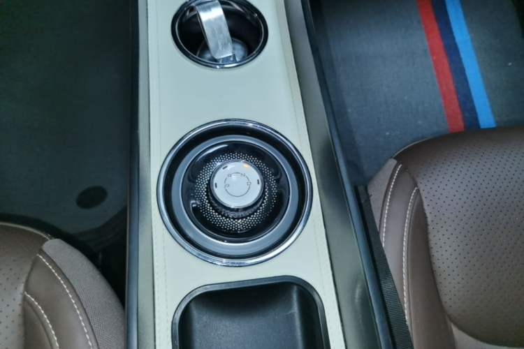 Used Wuling Bingo 2023 203km Comfort Edition Gear Lever