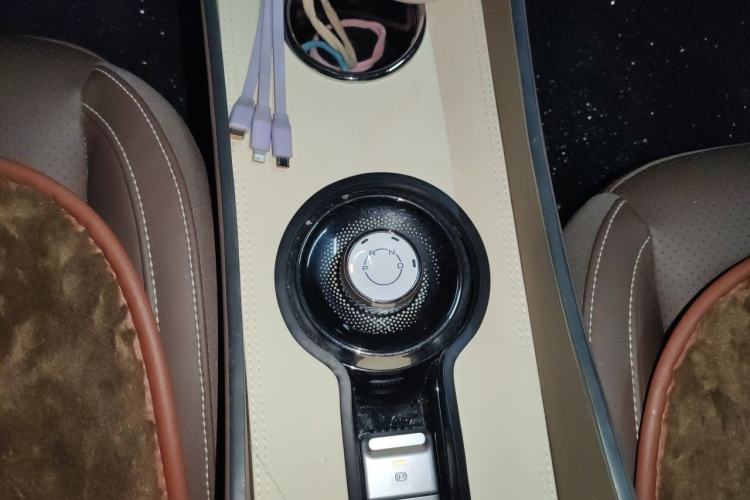 Used Wuling Bingo 2023 333 km Lingxi Connected+ Version Gear Lever