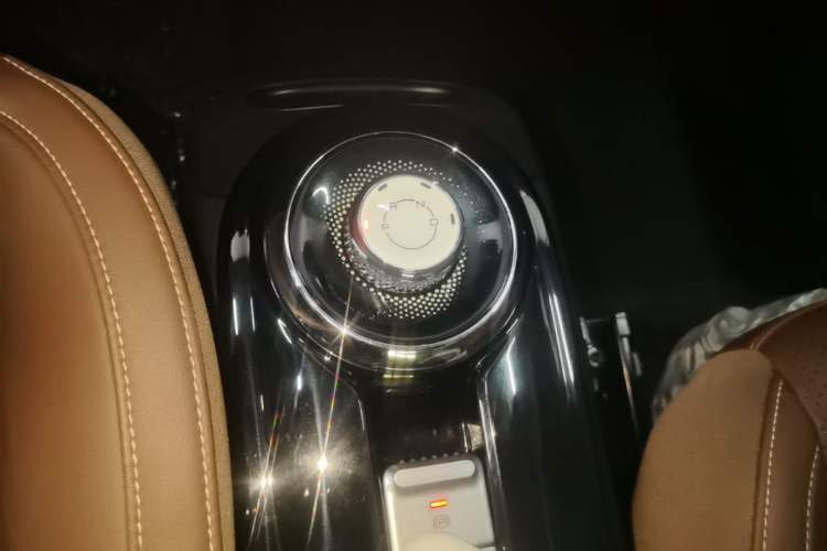 Used Wuling Bingo 2023 410 km Lingxi Deluxe Edition Gear Lever