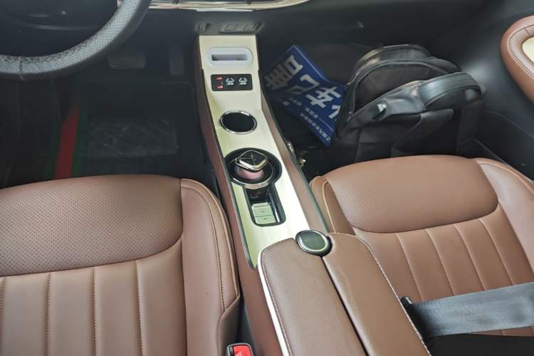 Used Wuling Bingo 2023 333 km Enjoyment Version Gear Lever