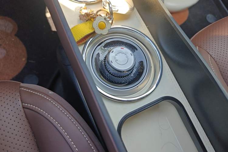 Used Wuling Bingo 2023 203km Comfort Edition Gear Lever