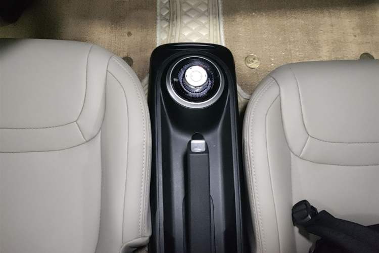 Used Wuling Bingo 2023 333 km Fast-Share Version Gear Lever