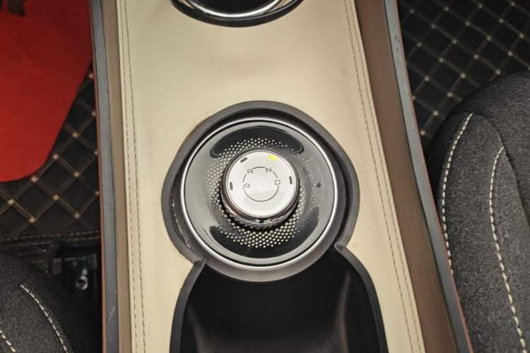 Used Wuling Bingo 2023 333 km Fast-Share Version Gear Lever