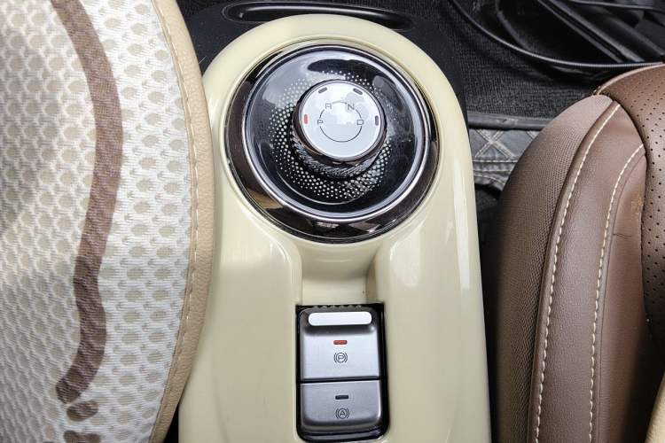 Used Wuling Bingo 2023 333km Enjoy+ Version Gear Lever