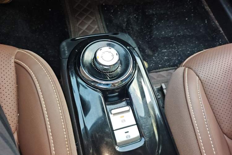 Used Wuling Bingo 2023 333 km Fast-Share Version Gear Lever