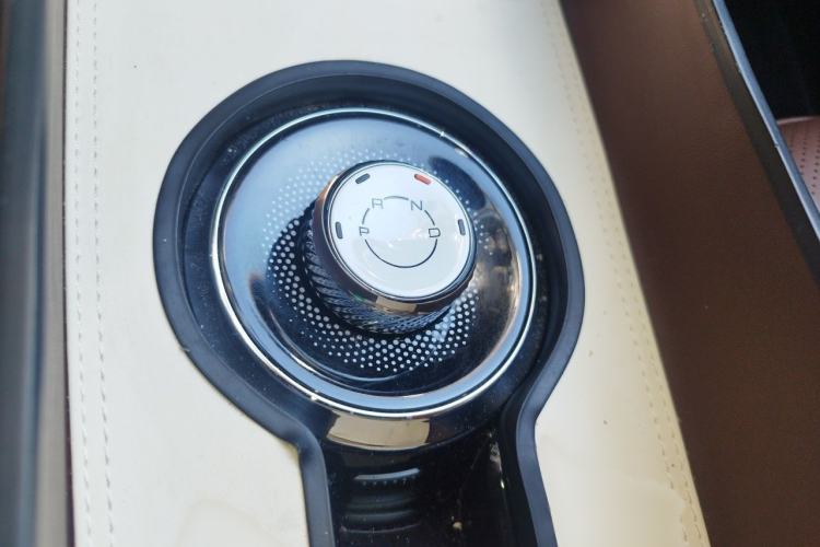 Used Wuling Bingo 2023 333 km Lingxi Connected+ Version Gear Lever
