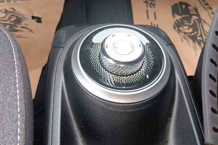 Used Wuling Bingo 2023 333 km Fast-Share Version Gear Lever