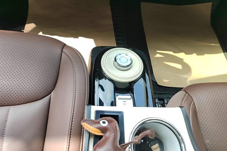Used Wuling Bingo 2023 410 km Lingxi Deluxe Edition Gear Lever