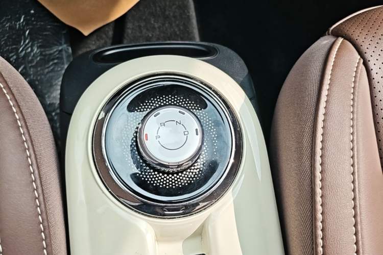 Used Wuling Bingo 2023 410 km Lingxi Deluxe Edition Gear Lever