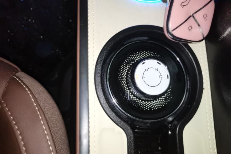 Used Wuling Bingo 2023 410 km Lingxi Deluxe Edition Gear Lever
