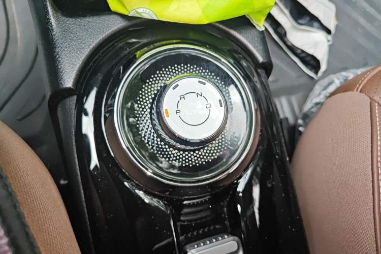 Used Wuling Bingo 2023 333 km Lingxi Connected+ Version Gear Lever
