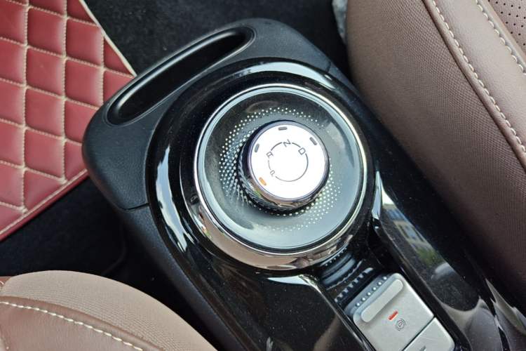 Used Wuling Bingo 2023 410 km Lingxi Deluxe Edition Gear Lever