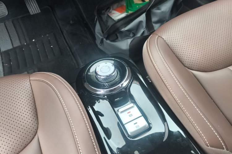 Used Wuling Bingo 2023 410 km Lingxi Deluxe Edition Gear Lever