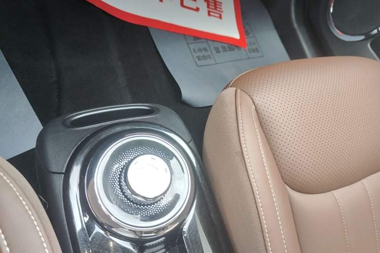 Used Wuling Bingo 2023 333 km Lingxi Connected Version Gear Lever
