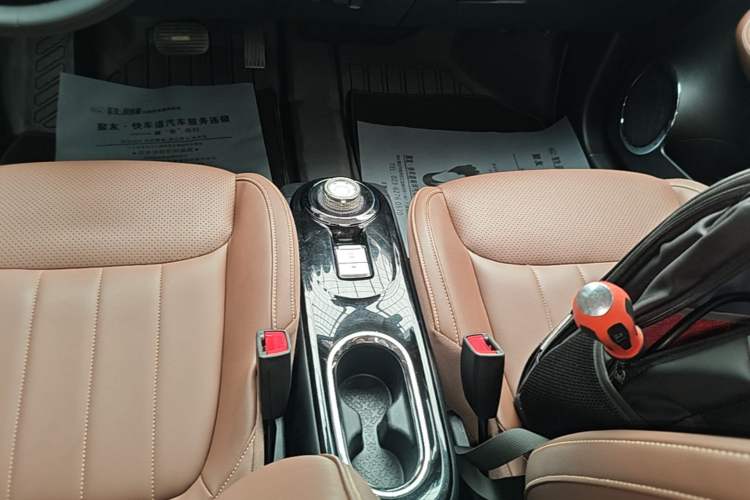 Used Wuling Bingo 2023 333 km Lingxi Connected+ Version Gear Lever