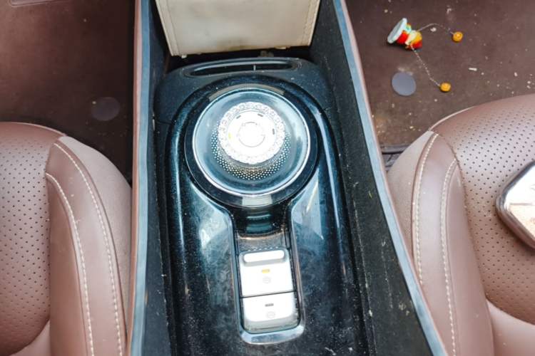 Used Wuling Bingo 2023 410 km Lingxi Deluxe Edition Gear Lever