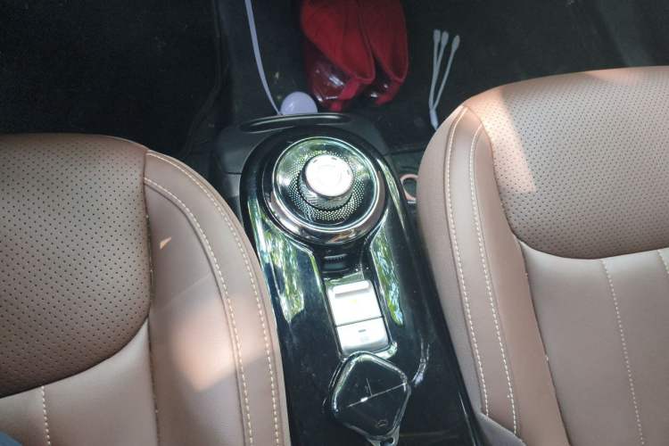 Used Wuling Bingo 2023 333 km Lingxi Connected+ Version Gear Lever