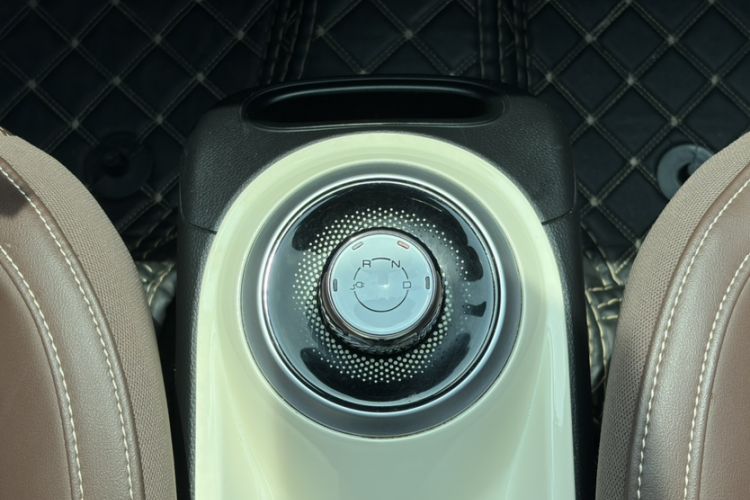 Used Wuling Bingo 2023 203km Comfort Edition Gear Lever