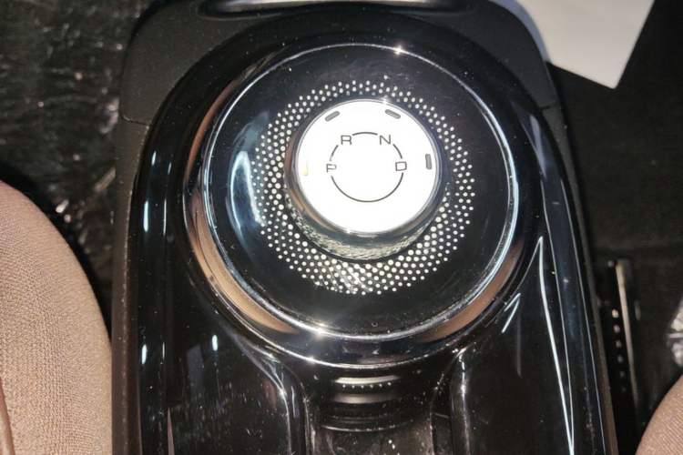 Used Wuling Bingo 2023 333 km Lingxi Connected+ Version Gear Lever