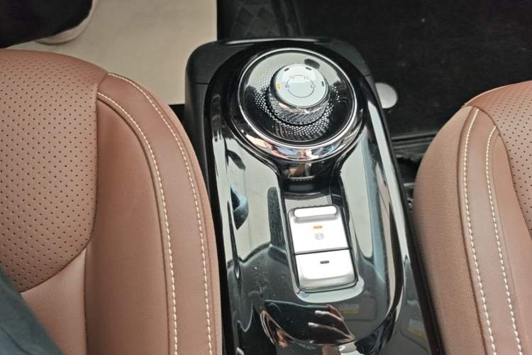 Used Wuling Bingo 2023 333 km Enjoyment Version Gear Lever