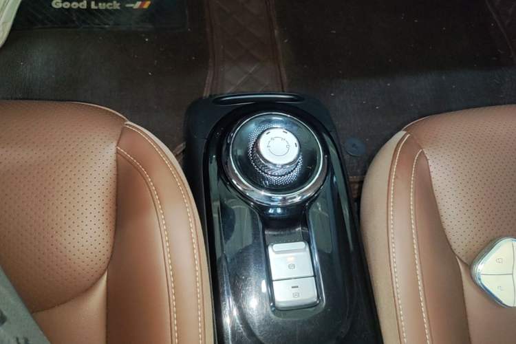 Used Wuling Bingo 2023 333 km Lingxi Connected+ Version Gear Lever