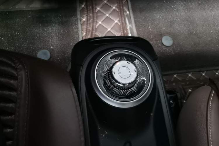 Used Wuling Bingo 2023 203km Comfort Edition Gear Lever
