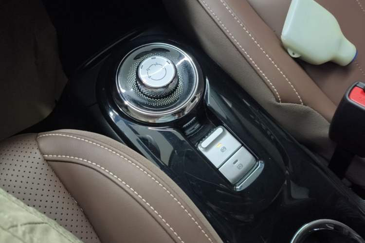 Used Wuling Bingo 2023 333 km Lingxi Connected+ Version Gear Lever