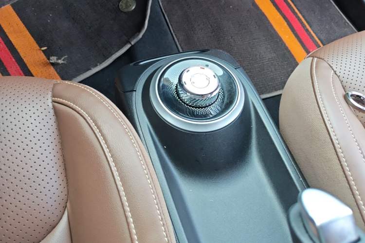 Used Wuling Bingo 2023 203km Comfort Edition Gear Lever